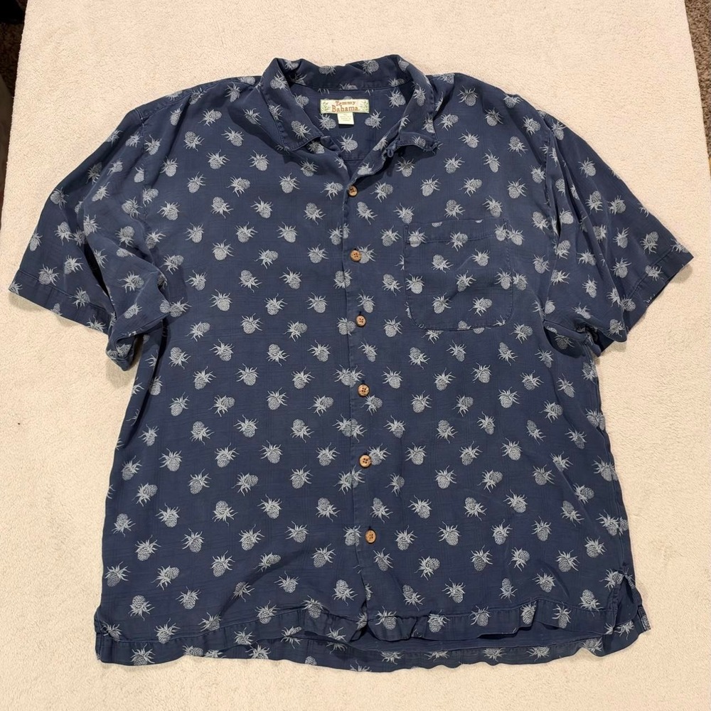 Tommy Bahama Mens XL Silk Button Up Shirt Navy Blue Pineapple Print Tropical